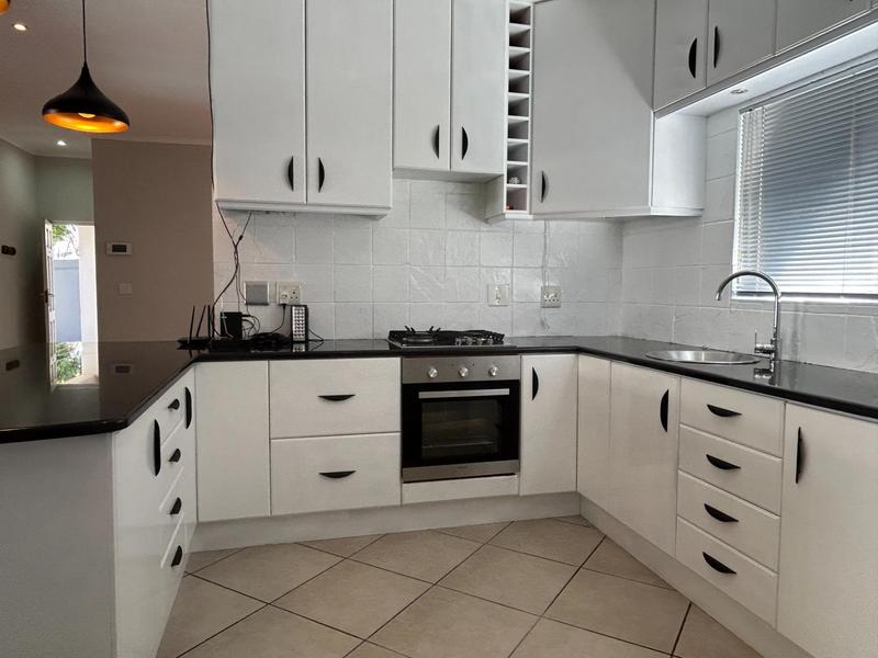 To Let 3 Bedroom Property for Rent in Parklands Western Cape